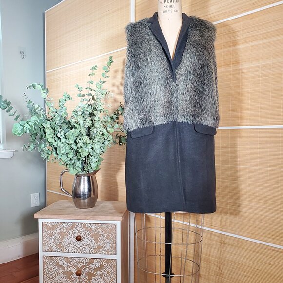Like new and one-of-a-kind DKNY Jeans Faux Fur + Wool size S/M Longline Vest - Picture 1 of 16